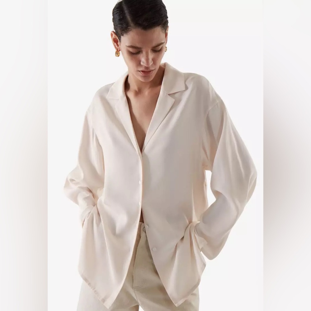 COS Womens RELAXED CAMP COLLAR SHIRT Cream Long Sleeve Button Down Lyocell 4